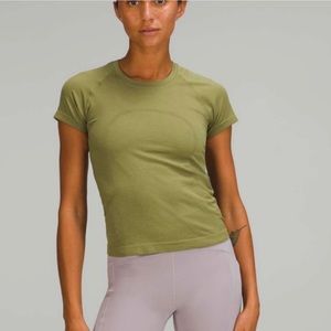 Lululemon~Swiftly Tech Short Sleeve Shirt 2.0 *Race Length, Bronze Green. Sz 12.